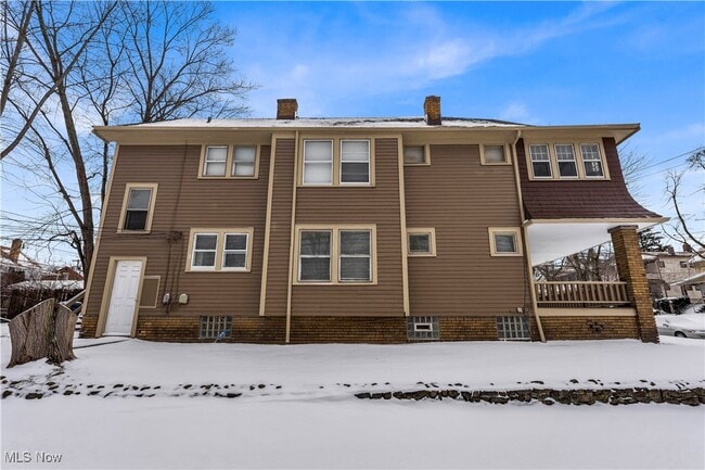 Building Photo - 3219 W 116th St