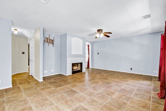 Building Photo - ***APPLICATION CURRENTLY UNDER REVIEW***Sp...