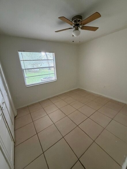 Back Bedroom - 705 Bayou Ave