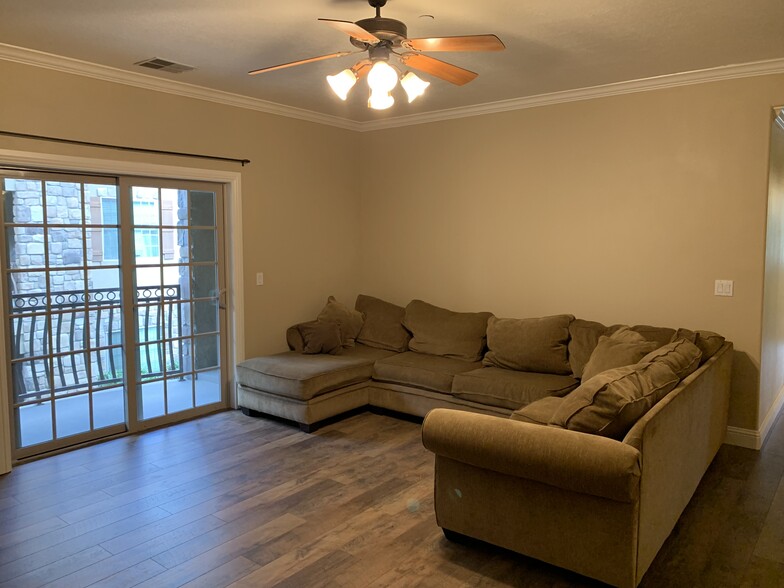 Primary Photo - 209 N 1200 W