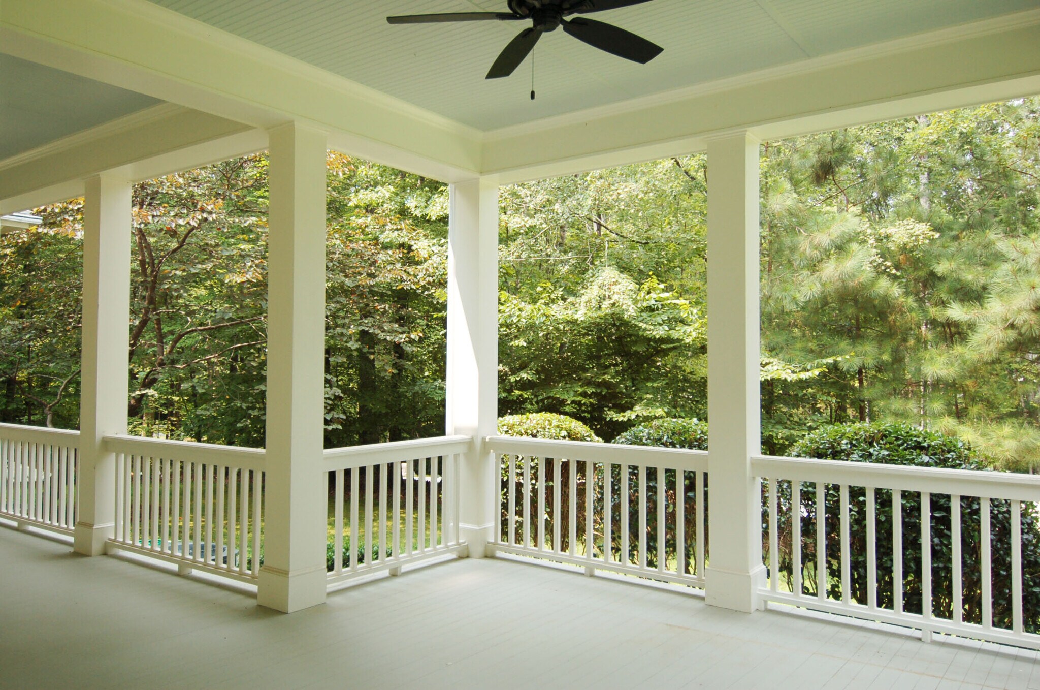 Covered Decking - 1020 Raindipper Dr