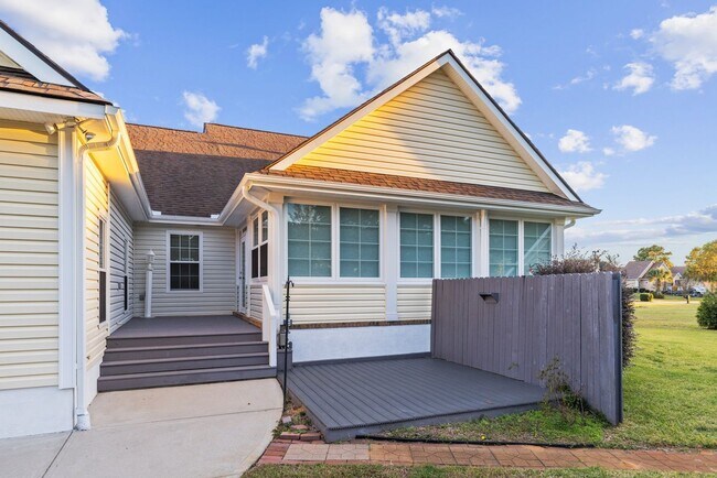 Building Photo - 202 Tidewater Dr