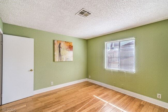 Building Photo - 7961 Lions Rock Way