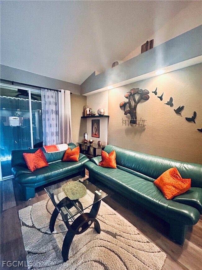 Building Photo - 1137 Van Loon Commons Cir