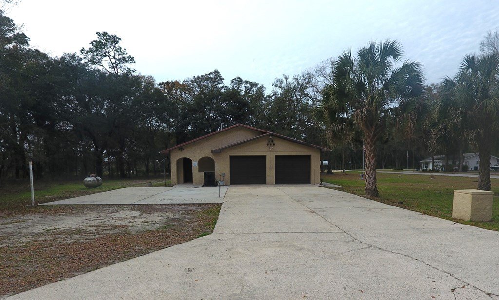 Building Photo - 9350 NW 114 St