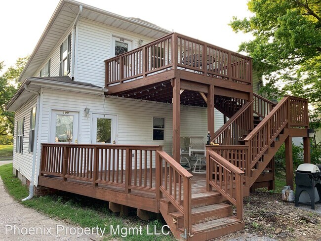 Building Photo - 108 S College Ave