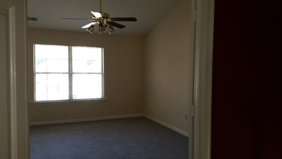 Master Bathroom - 8628 Indian Springs Rd