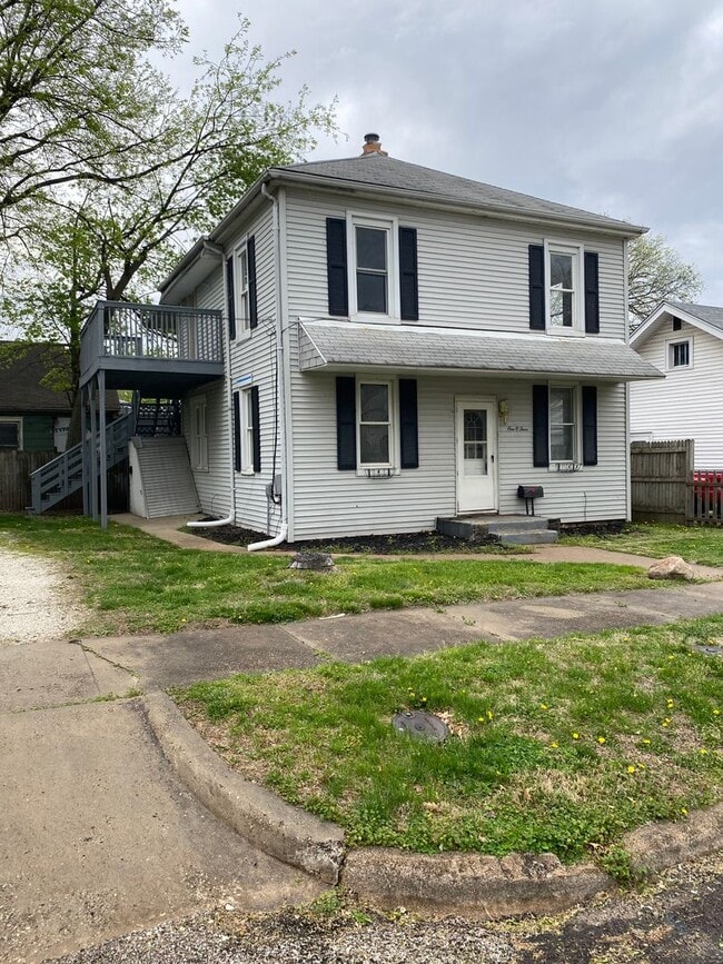 Building Photo - 103 N 10th St