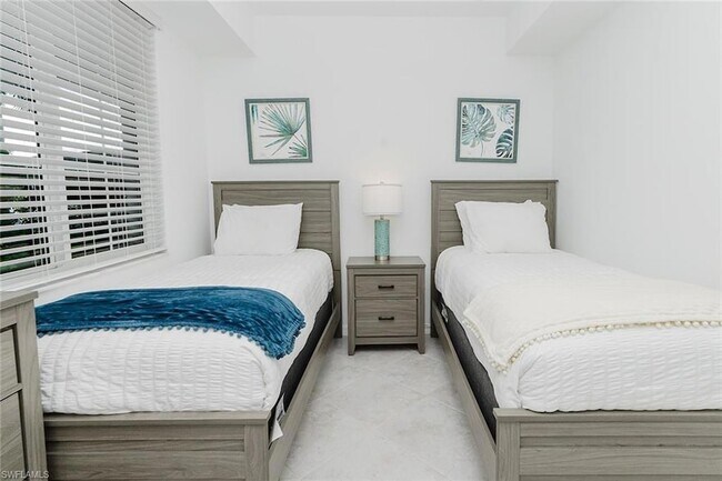 Building Photo - 5835 Double Eagle Cir