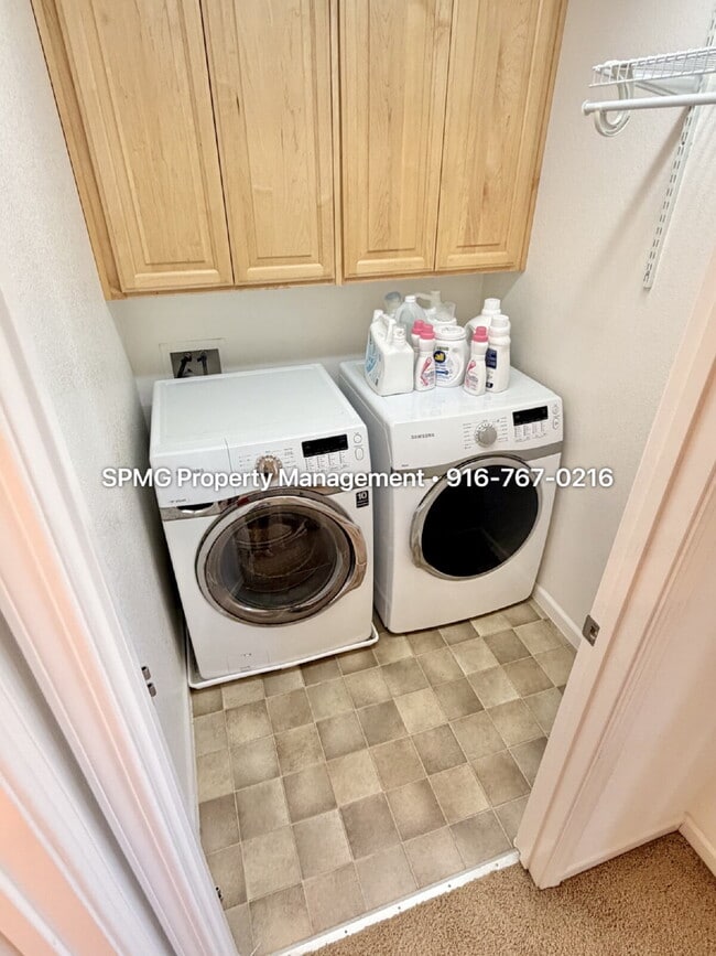 Building Photo - Beautifully Maintained 3 Bed / 2.5 Bath Home in South Natomas — New Appliances & Community Amenit...