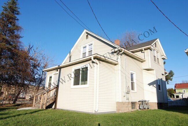 Building Photo - 6411 32nd Ave