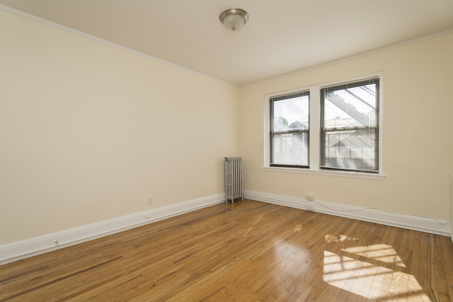 Building Photo - 140 Highland Ave