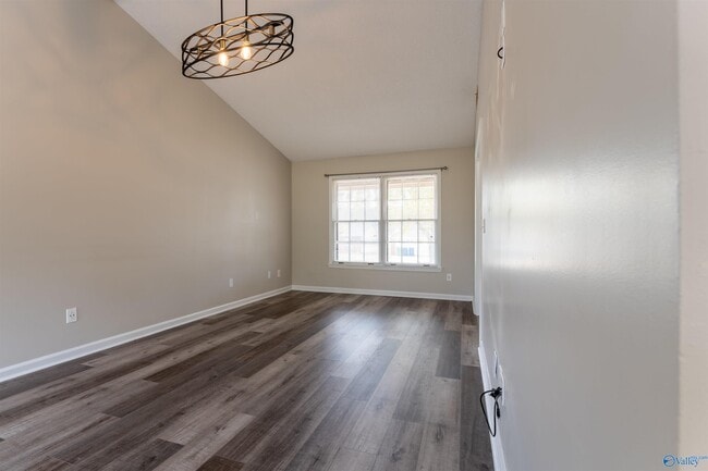 Building Photo - 107 Bridgestone Dr NE