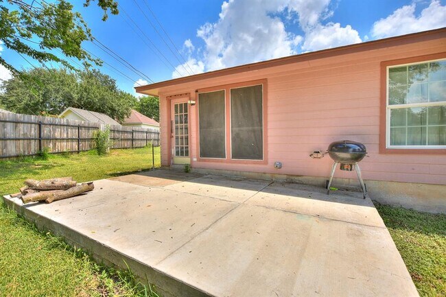 Building Photo - 3007 Crystal Cove