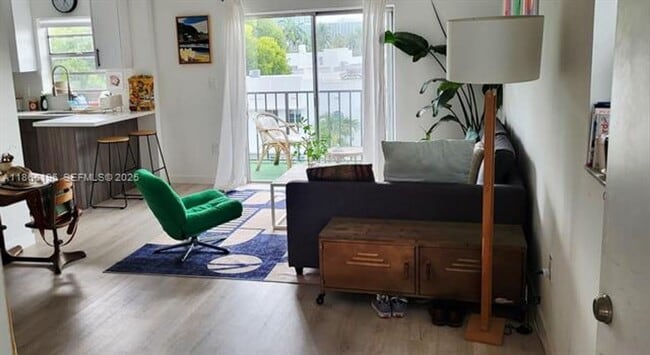 Building Photo - 1605 Meridian Ave