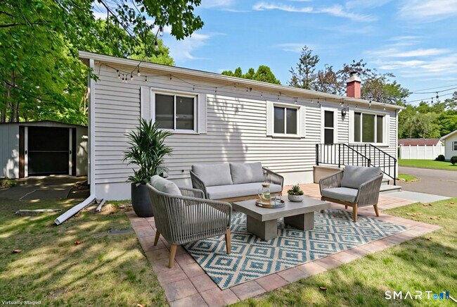 Building Photo - 9 Crescent Park Rd