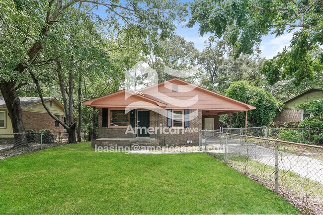Building Photo - 144 Charmont Dr