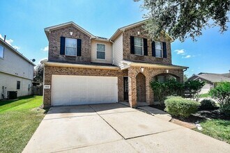 Building Photo - 402 New Hope Ln