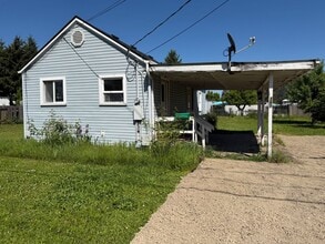 Building Photo - Great Thurston Home!