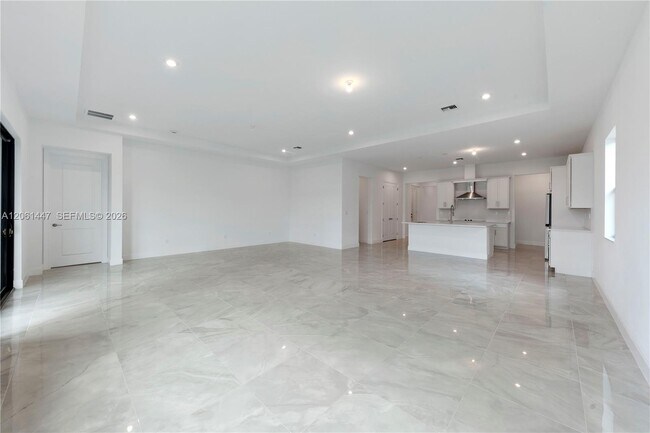 Building Photo - 2671 NW 87th Ter