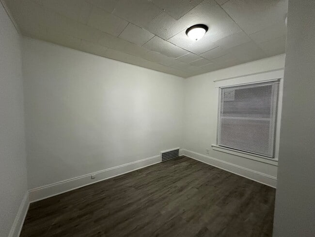 Building Photo - 3069 N 29th St