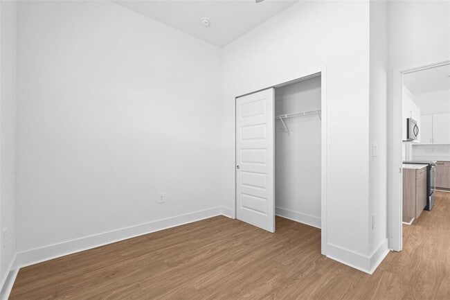 Building Photo - 14413 STELLAR Pl