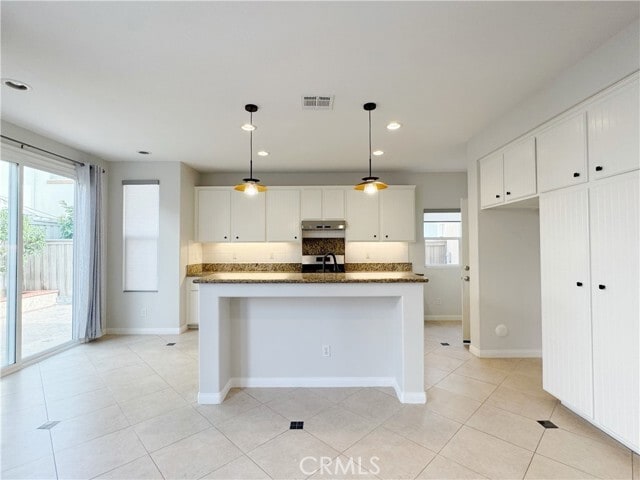 Building Photo - 39 Eaglecreek