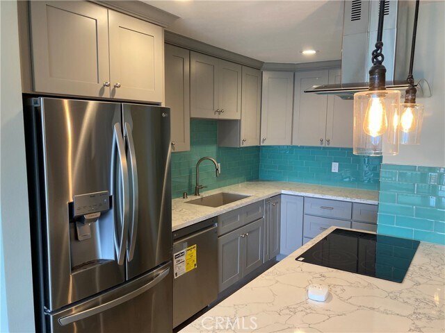 Building Photo - 6542 Ocean Crest Dr