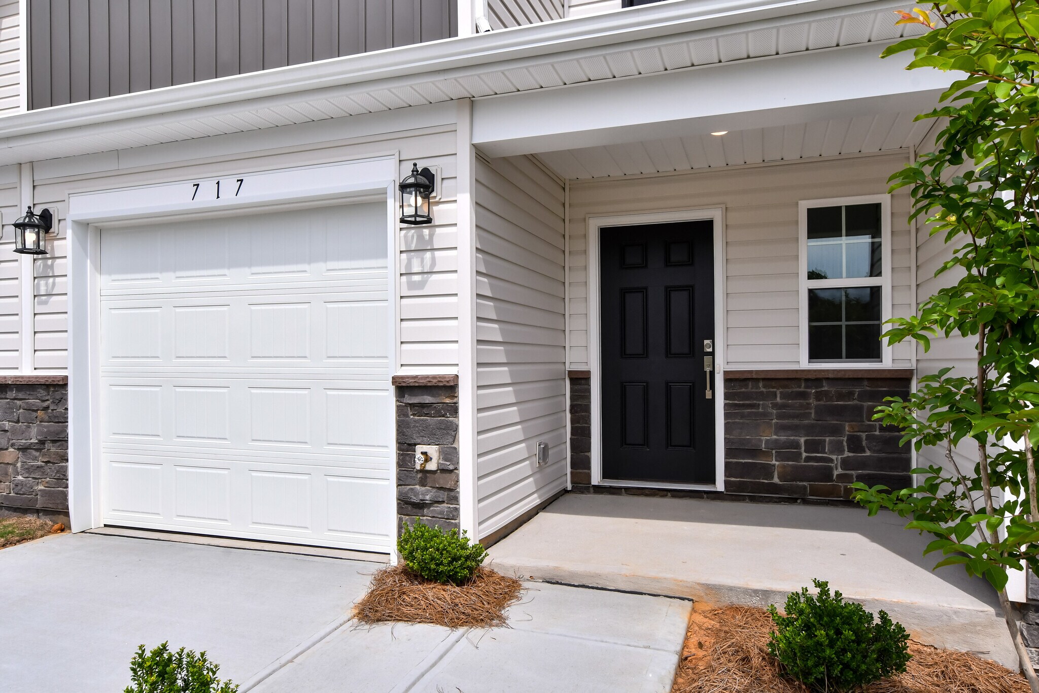 Building Photo - 717 McKissick Dr