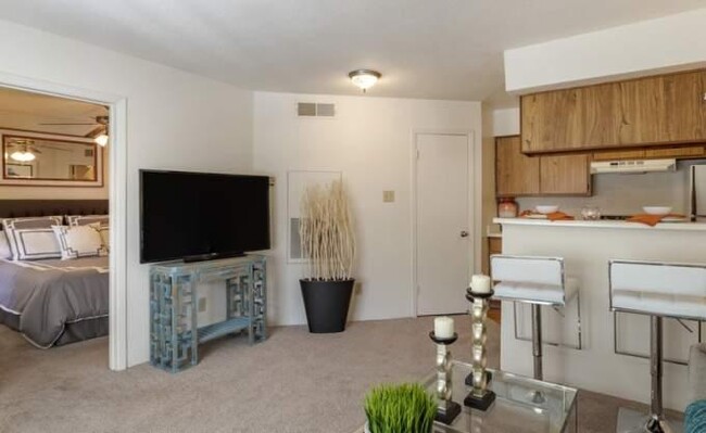 Building Photo - 2 bedroom in Houston TX 77008