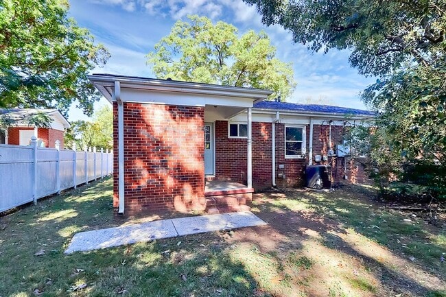 Building Photo - 3503 Meredith Ave