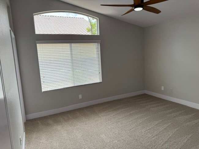Building Photo - STUNNING 3BD/2BA SINGLE STORY BEAUTY IN THE HEART OF THE SOUTHWEST!!  **GORGEOUSLY REMODELED!! **...