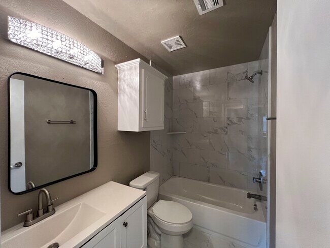 Building Photo - 12224 SW 14th St