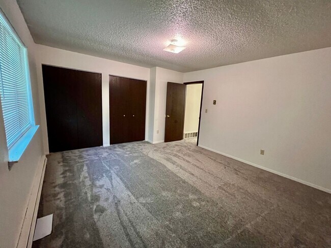 Building Photo - Townhome in Rifle