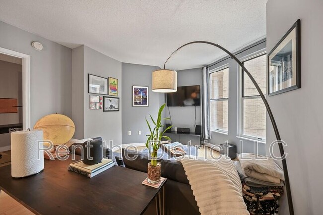 Building Photo - 915 E St NW