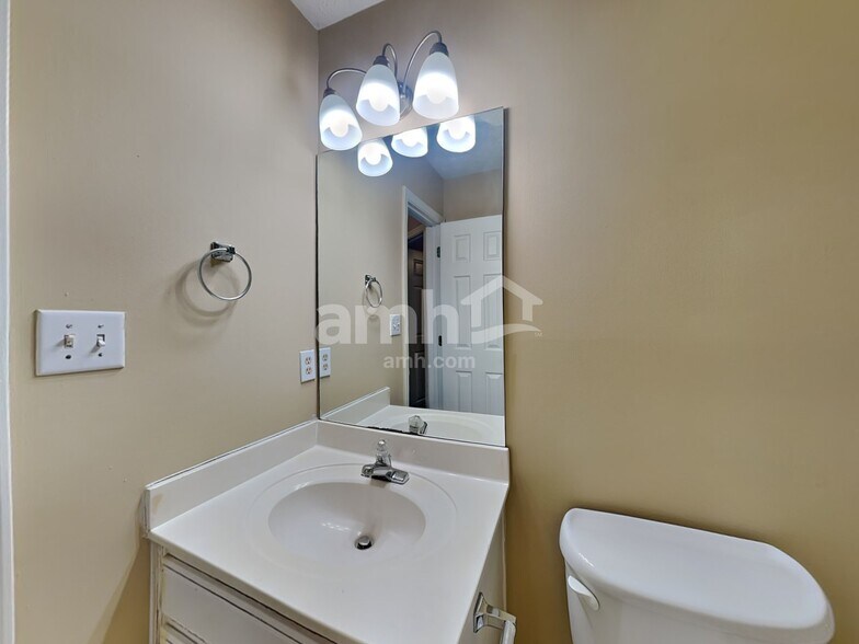 Building Photo - 1222 Joe Brogdon Ln