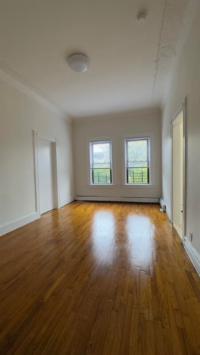 Building Photo - 99 Lembeck Ave