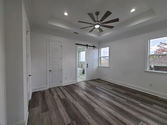 Building Photo - 8501 Prince Dr