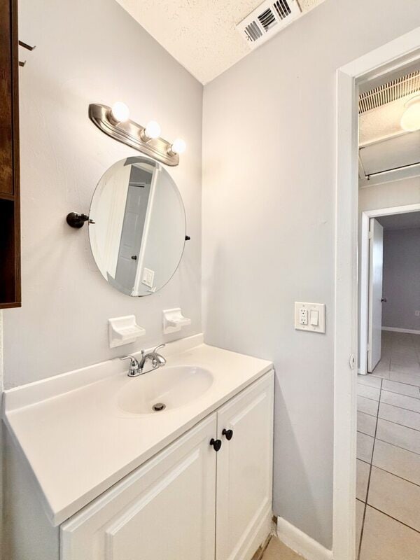 Building Photo - 1339 Eagleview Dr