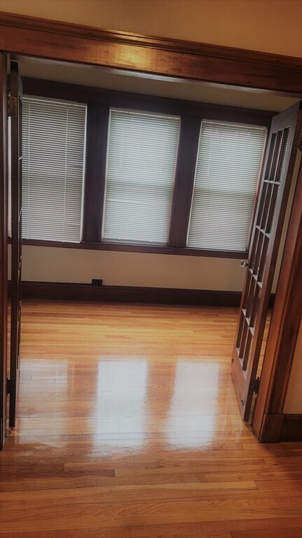 Building Photo - 72 Bellevue Ave