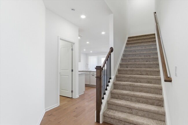 Building Photo - 5604 Corgi Dr