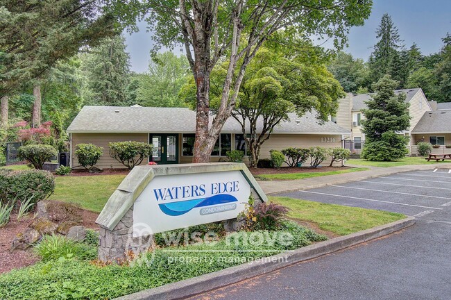 Building Photo - WSU Salmon Creek Area Condo