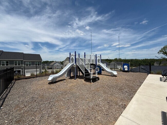 Building Photo - **OFFERING REFUNDABLE APPLICATION FEES** New Construction 3BD, 2.5BA Garner Townhome with a 1-Car...