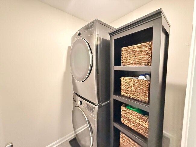 Building Photo - Newly Built 3BD, 2.5BA Durham Townhome in ...