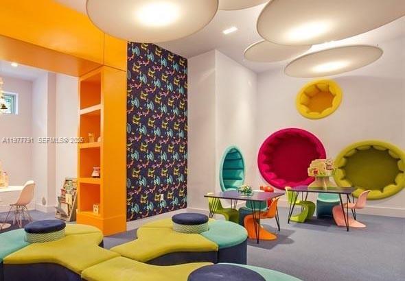 Building Photo - 17301 Biscayne Blvd