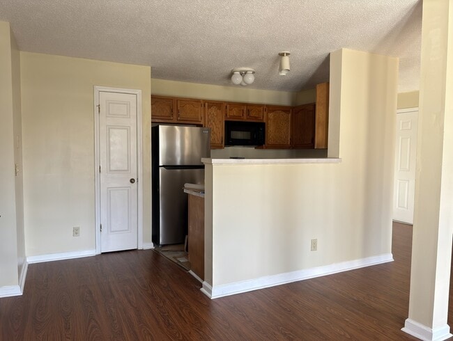 Building Photo - 3634 Morris Farm Dr