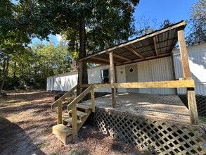 Building Photo - 85 Young Rd