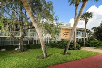 Building Photo - 500 S Washington Dr