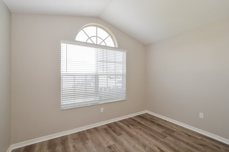 Building Photo - 2056 Cobblefield Cir