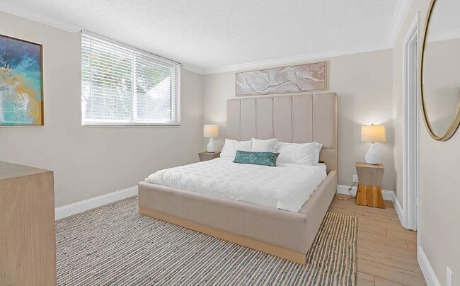 Building Photo - 601 N Ocean Blvd